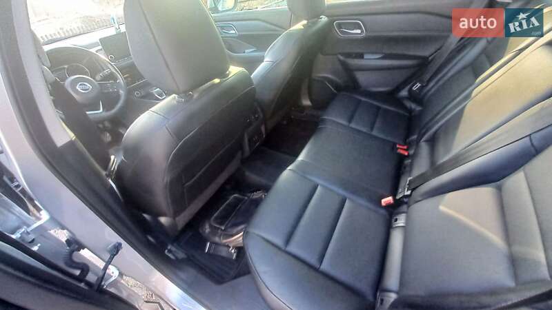 Внедорожник / Кроссовер Nissan Rogue 2021 в Запорожье