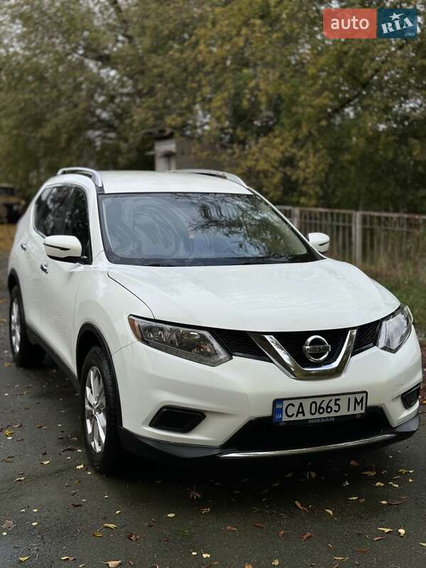 Внедорожник / Кроссовер Nissan Rogue 2016 в Черкассах