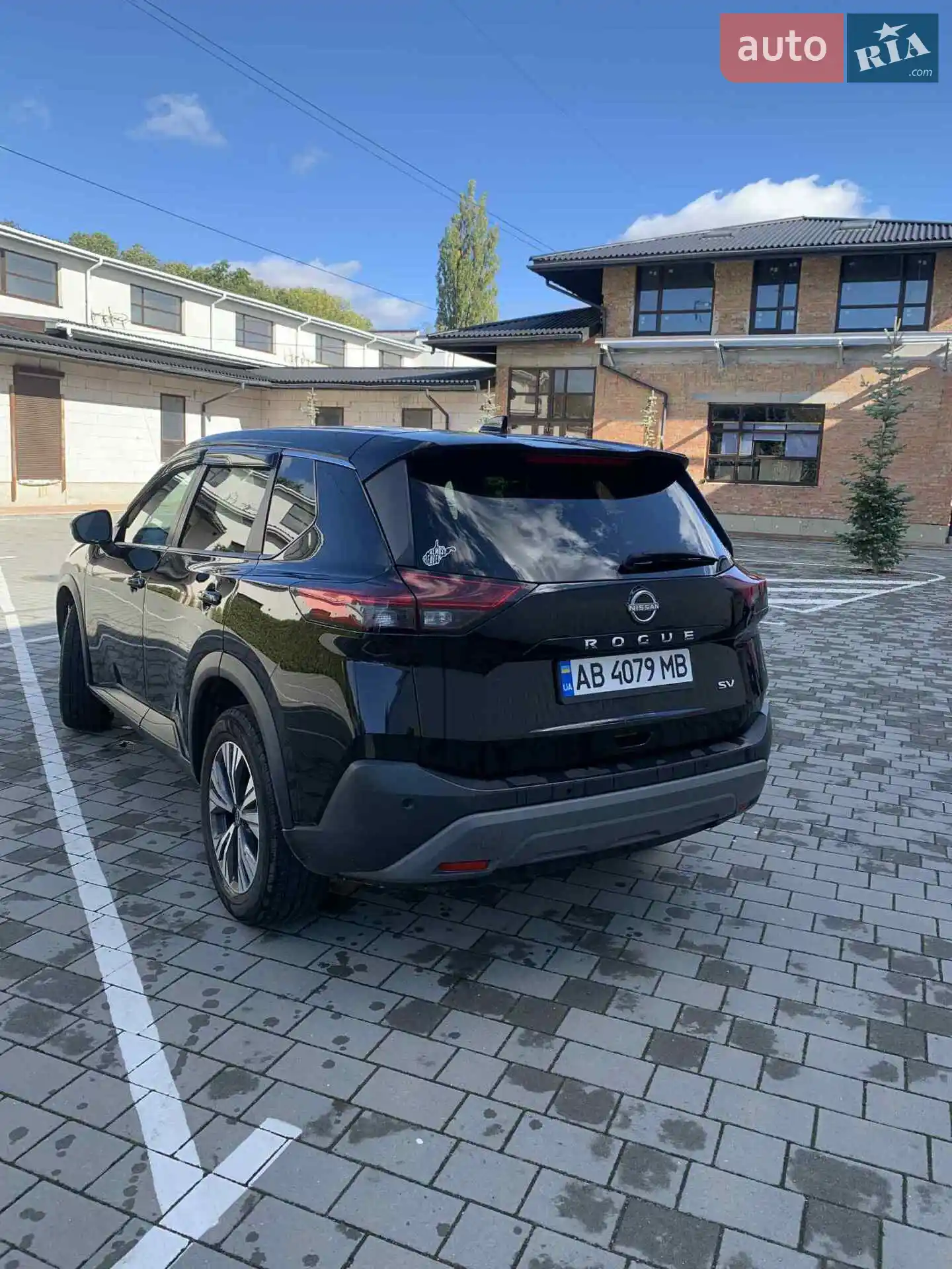 2022 Nissan Rogue - мініатюра 8