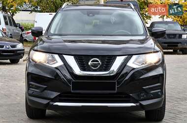 Внедорожник / Кроссовер Nissan Rogue 2020 в 