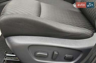 Внедорожник / Кроссовер Nissan Rogue 2020 в 