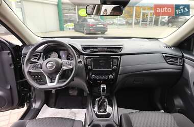 Внедорожник / Кроссовер Nissan Rogue 2020 в 