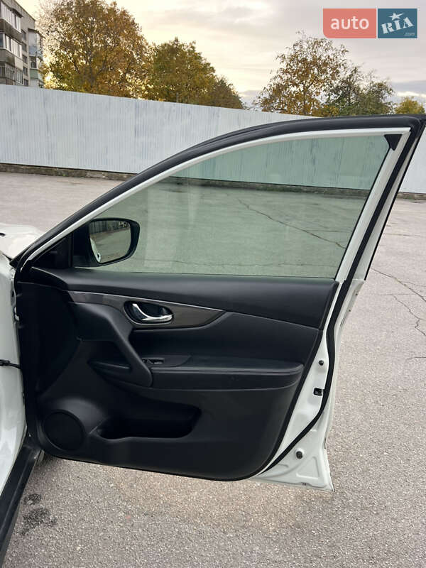 Внедорожник / Кроссовер Nissan Rogue 2019 в Киеве