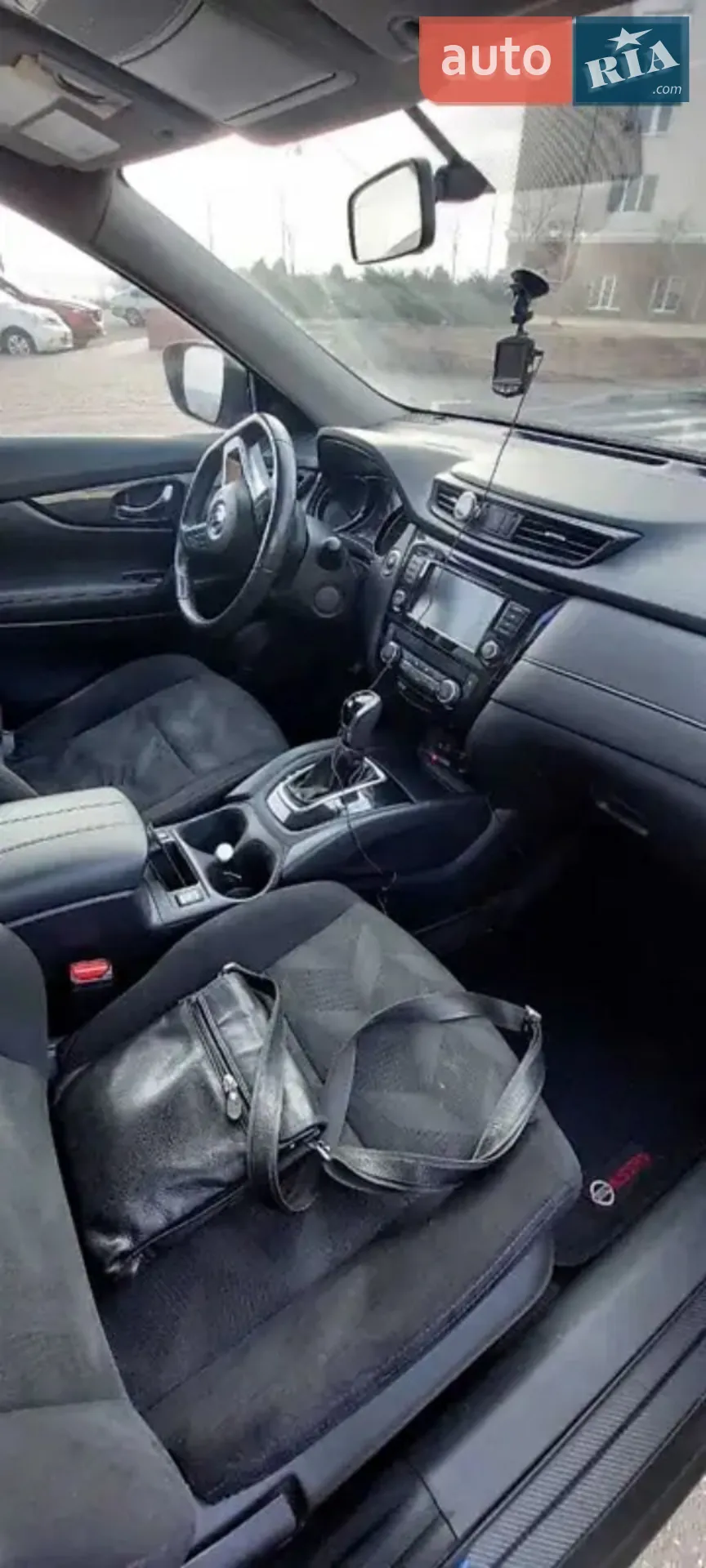 2017 Nissan Rogue - мініатюра 2