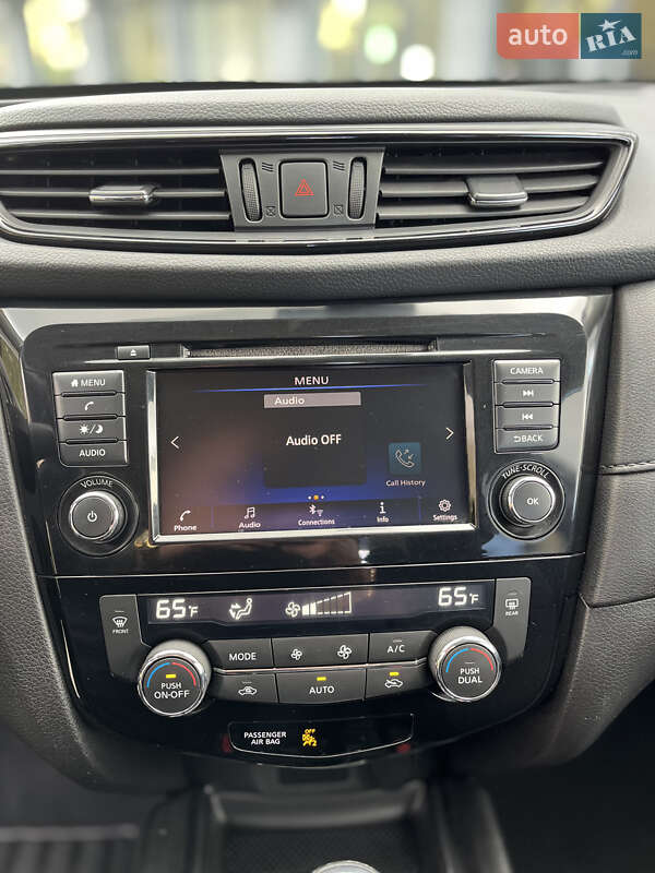 Внедорожник / Кроссовер Nissan Rogue 2019 в Львове