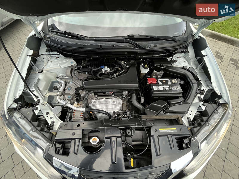 Внедорожник / Кроссовер Nissan Rogue 2019 в Львове