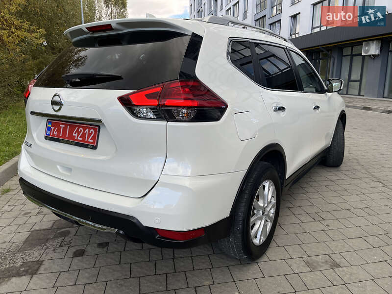 Внедорожник / Кроссовер Nissan Rogue 2019 в Львове