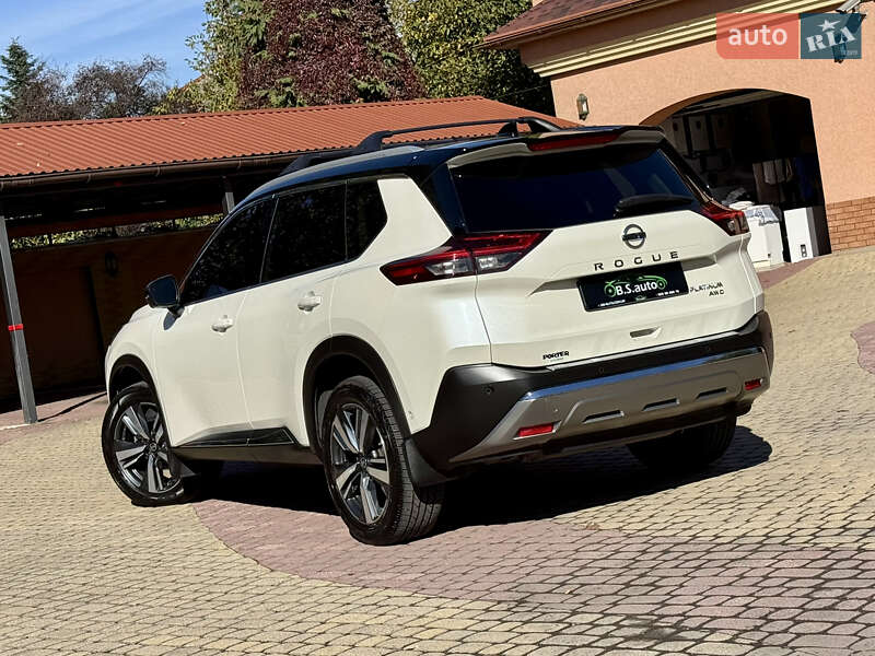 Внедорожник / Кроссовер Nissan Rogue 2021 в Мукачево