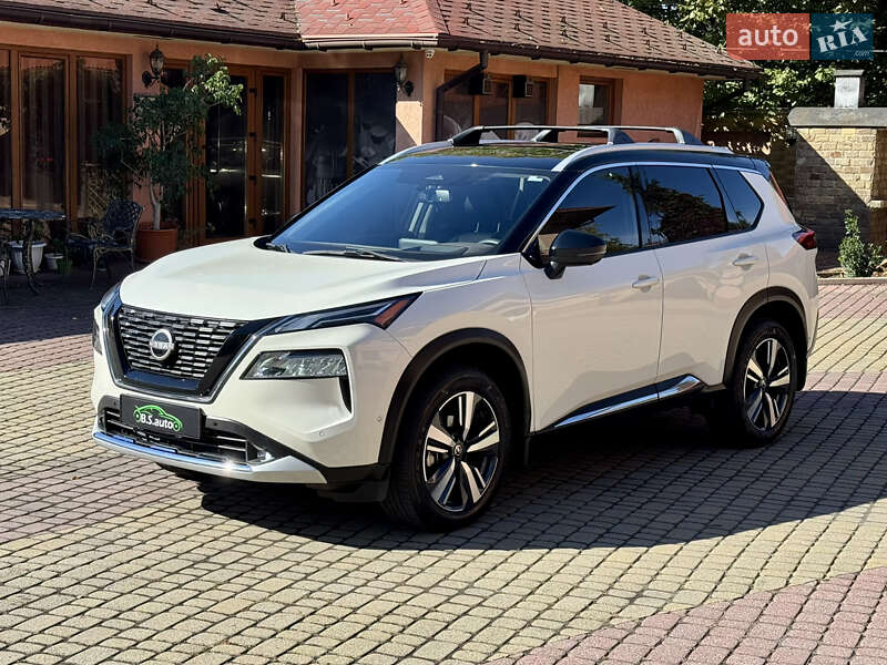 Внедорожник / Кроссовер Nissan Rogue 2021 в Мукачево