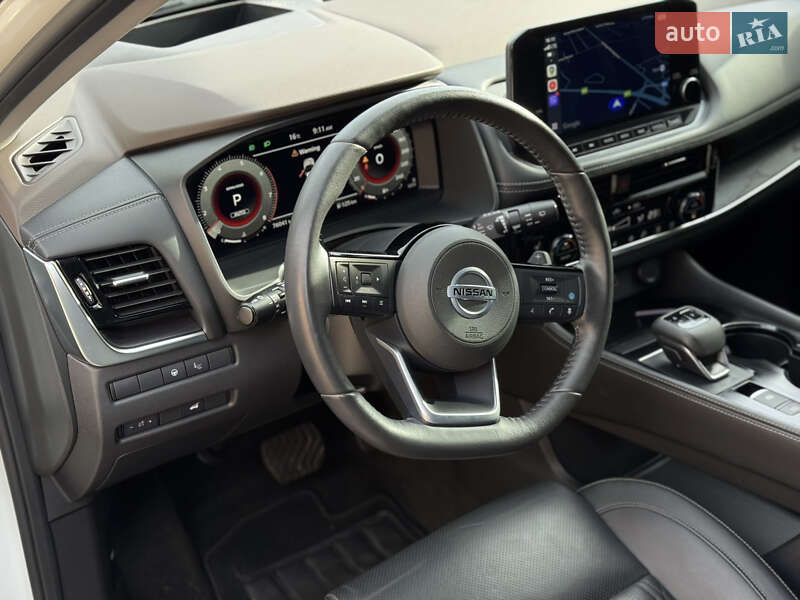 Внедорожник / Кроссовер Nissan Rogue 2021 в Мукачево