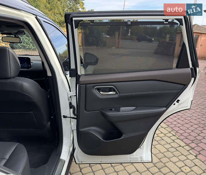 Внедорожник / Кроссовер Nissan Rogue 2021 в Мукачево