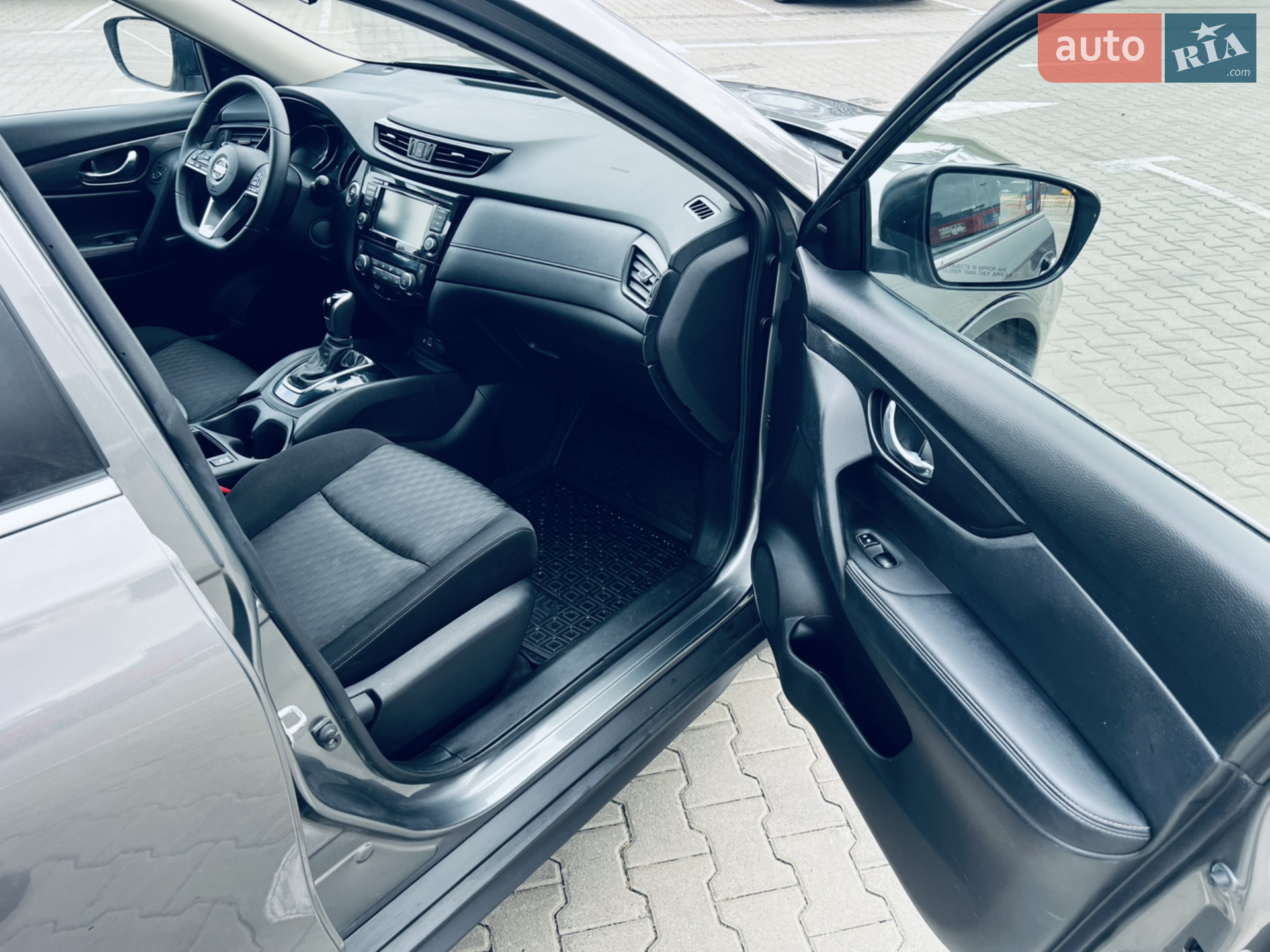 2019 Nissan Rogue - мініатюра 21
