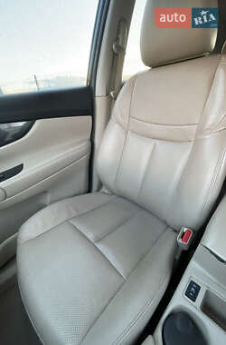 Внедорожник / Кроссовер Nissan Rogue 2014 в 