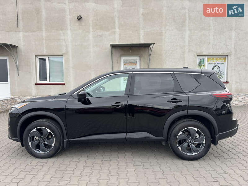 Внедорожник / Кроссовер Nissan Rogue 2024 в Луцке
