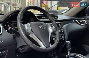 Внедорожник / Кроссовер Nissan Rogue 2014 в 