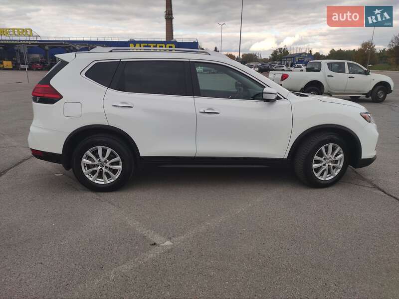 Внедорожник / Кроссовер Nissan Rogue 2017 в Львове фото 4 Внедорожник / Кроссовер Nissan Rogue 2017 в Львове