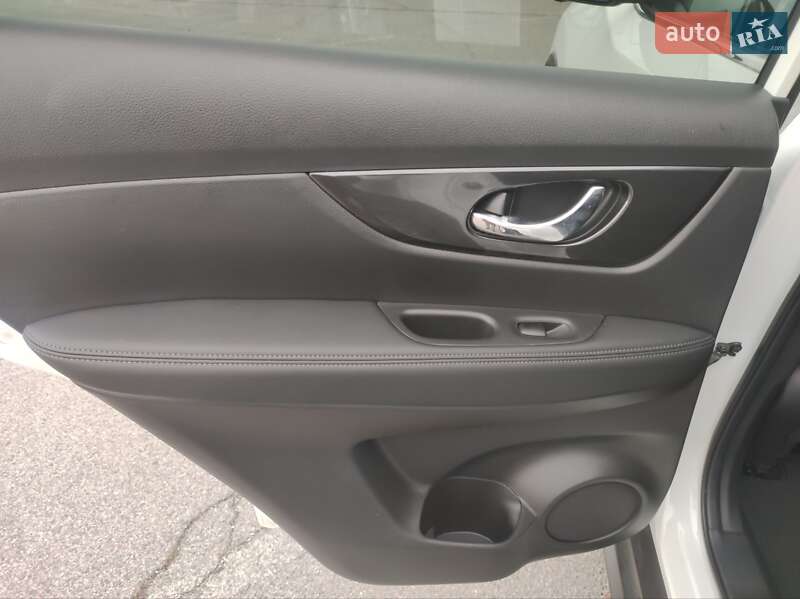 Внедорожник / Кроссовер Nissan Rogue 2017 в Львове фото 20 Внедорожник / Кроссовер Nissan Rogue 2017 в Львове