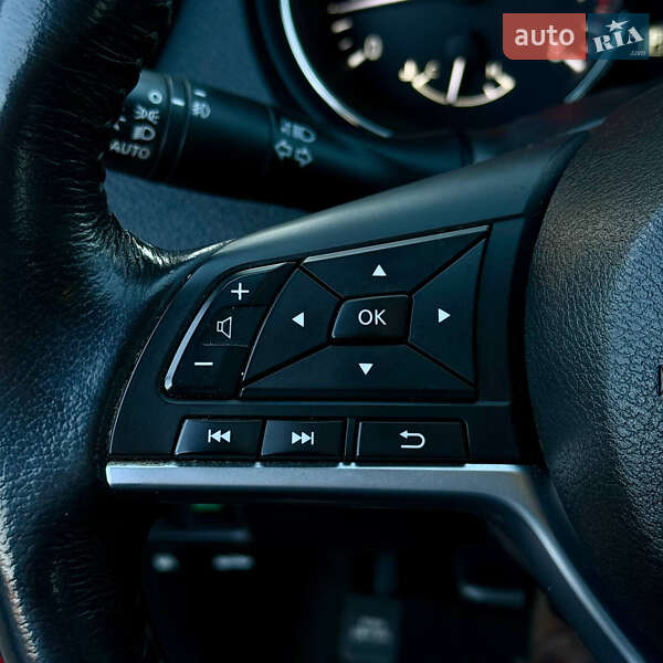 Позашляховик / Кросовер Nissan Rogue 2016 в Києві фото 28 Позашляховик / Кросовер Nissan Rogue 2016 в Києві