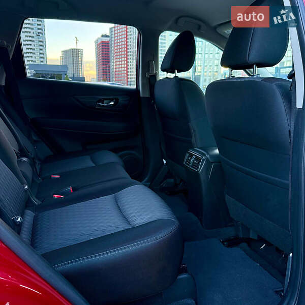 Позашляховик / Кросовер Nissan Rogue 2016 в Києві фото 33 Позашляховик / Кросовер Nissan Rogue 2016 в Києві