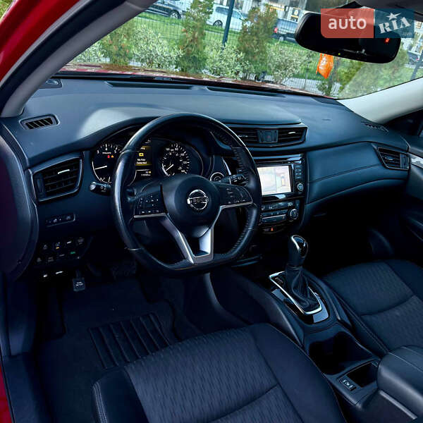 Позашляховик / Кросовер Nissan Rogue 2016 в Києві фото 31 Позашляховик / Кросовер Nissan Rogue 2016 в Києві