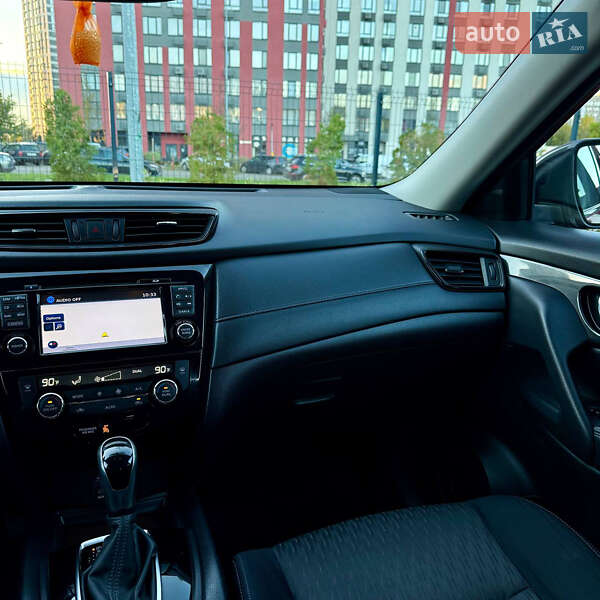 Позашляховик / Кросовер Nissan Rogue 2016 в Києві фото 39 Позашляховик / Кросовер Nissan Rogue 2016 в Києві