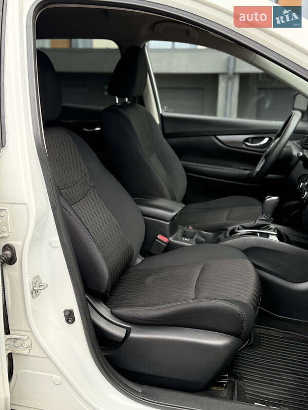 Внедорожник / Кроссовер Nissan Rogue 2018 в Ровно фото 3 Внедорожник / Кроссовер Nissan Rogue 2018 в Ровно