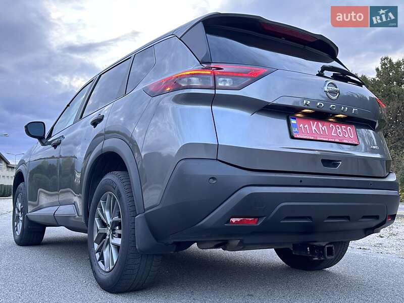 Внедорожник / Кроссовер Nissan Rogue 2021 в Днепре