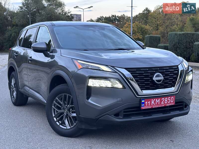 Внедорожник / Кроссовер Nissan Rogue 2021 в Днепре