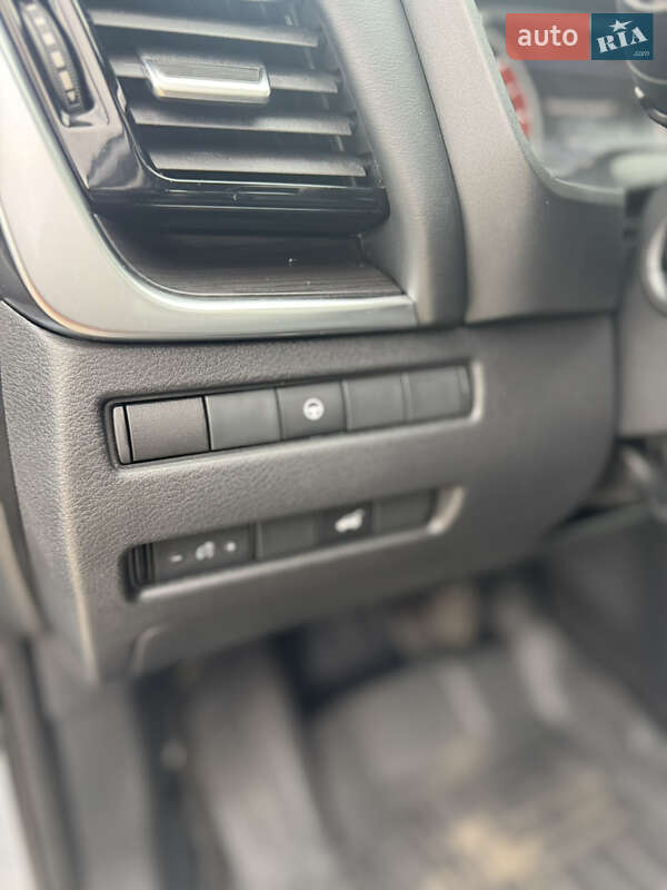 Внедорожник / Кроссовер Nissan Rogue 2021 в Киеве фото 35 Внедорожник / Кроссовер Nissan Rogue 2021 в Киеве