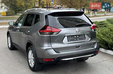 Позашляховик / Кросовер Nissan Rogue 2018 в 
