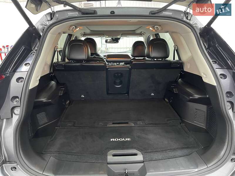 Внедорожник / Кроссовер Nissan Rogue 2016 в Днепре