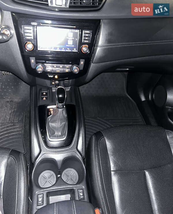 Позашляховик / Кросовер Nissan Rogue 2019 в Тернополі фото 11 Позашляховик / Кросовер Nissan Rogue 2019 в Тернополі