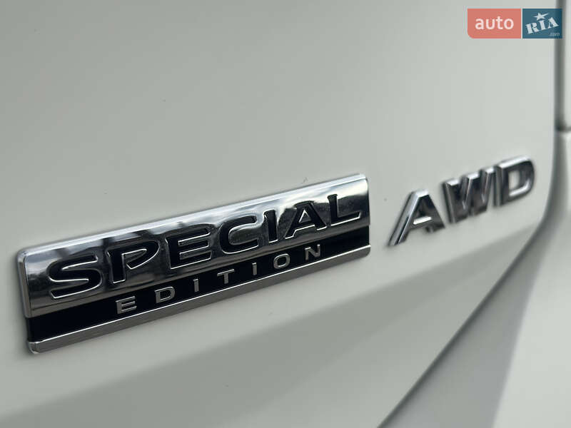 Внедорожник / Кроссовер Nissan Rogue 2019 в Житомире