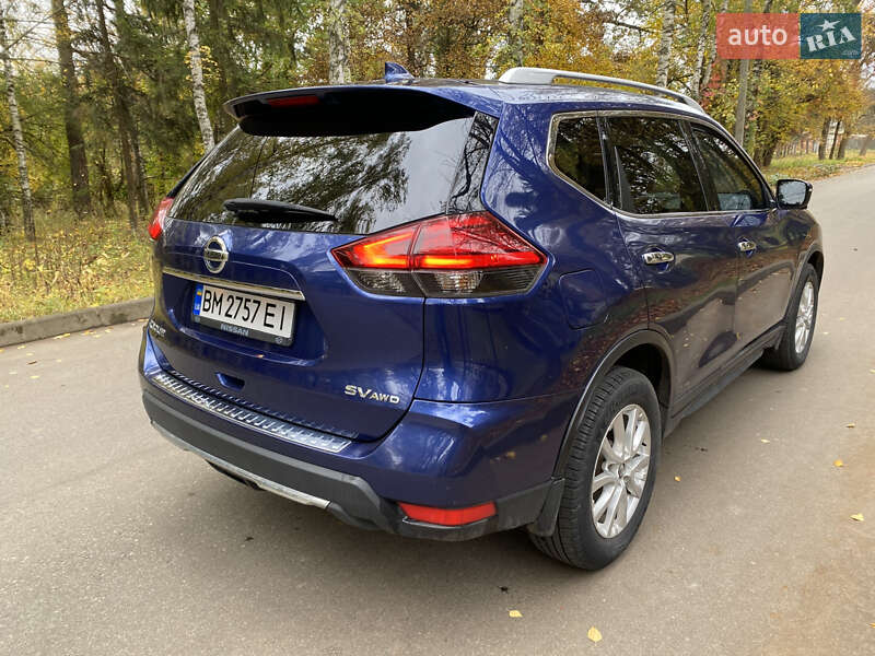 Позашляховик / Кросовер Nissan Rogue 2017 в Сумах