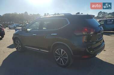 Позашляховик / Кросовер Nissan Rogue 2018 в 