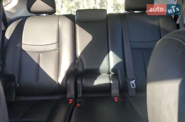 Позашляховик / Кросовер Nissan Rogue 2018 в 