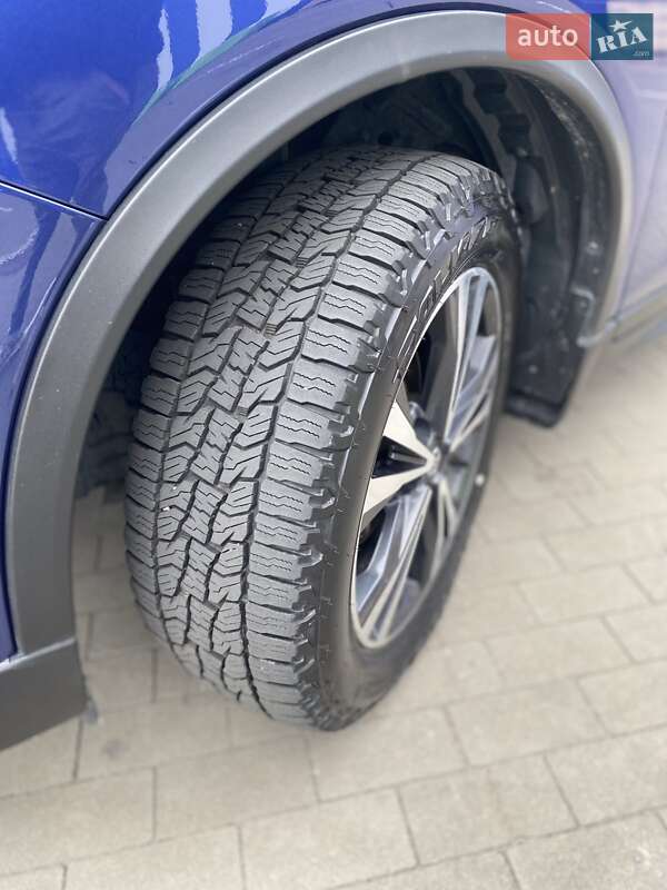 Позашляховик / Кросовер Nissan Rogue 2018 в Білій Церкві