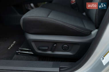 Позашляховик / Кросовер Nissan Rogue 2023 в Дніпрі