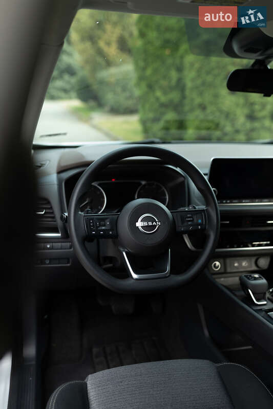 Позашляховик / Кросовер Nissan Rogue 2023 в Дніпрі