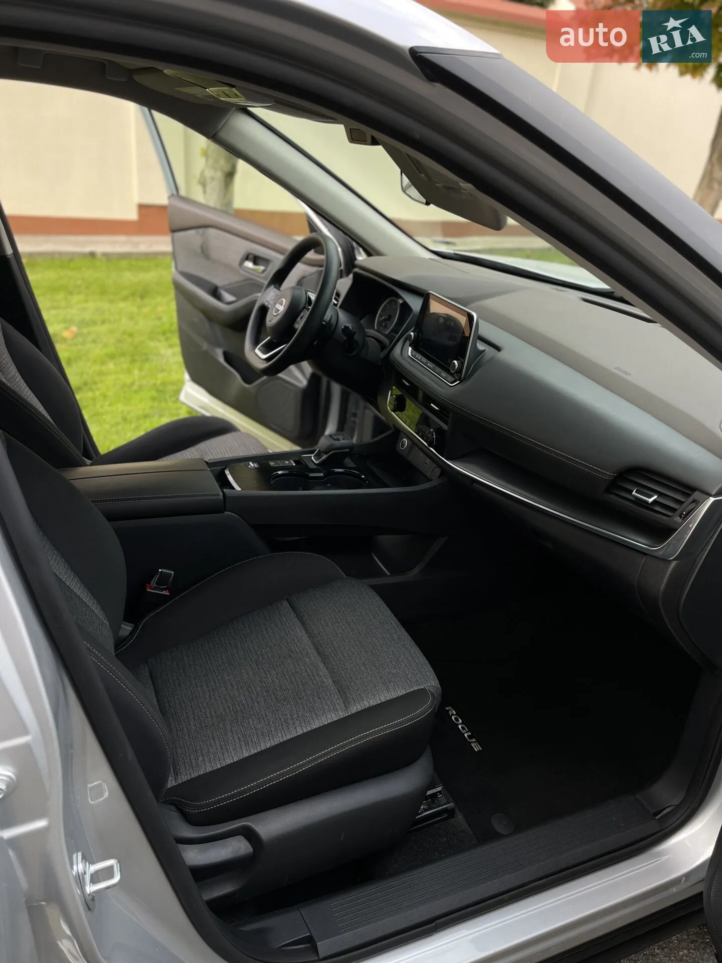 2023 Nissan Rogue - мініатюра 27