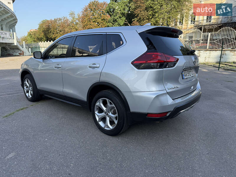 Внедорожник / Кроссовер Nissan Rogue 2016 в Полтаве фото 12 Внедорожник / Кроссовер Nissan Rogue 2016 в Полтаве