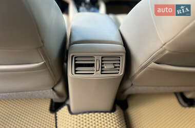 Внедорожник / Кроссовер Nissan Rogue 2014 в 