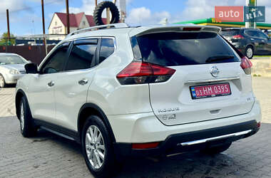 Внедорожник / Кроссовер Nissan Rogue 2017 в 