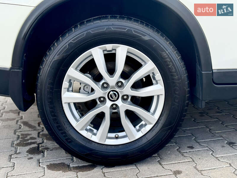 Позашляховик / Кросовер Nissan Rogue 2017 в Кам'янець-Подільському фото 13 Позашляховик / Кросовер Nissan Rogue 2017 в Кам'янець-Подільському