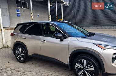 Внедорожник / Кроссовер Nissan Rogue 2024 в 
