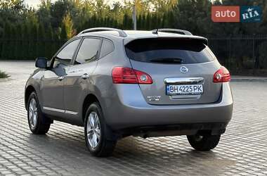 Внедорожник / Кроссовер Nissan Rogue 2015 в 