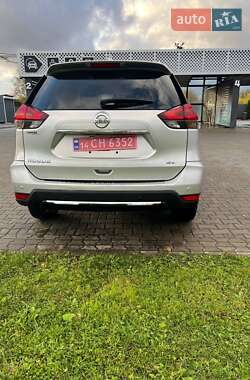 Позашляховик / Кросовер Nissan Rogue 2019 в 