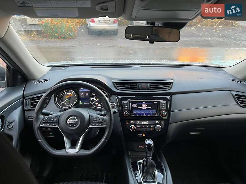 Внедорожник / Кроссовер Nissan Rogue 2019 в Шептицькому