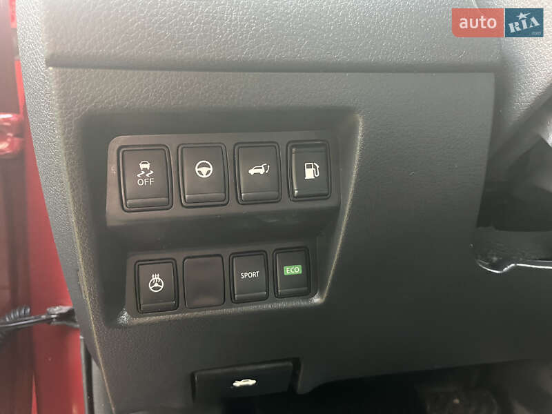 Внедорожник / Кроссовер Nissan Rogue 2018 в Киеве фото 26 Внедорожник / Кроссовер Nissan Rogue 2018 в Киеве