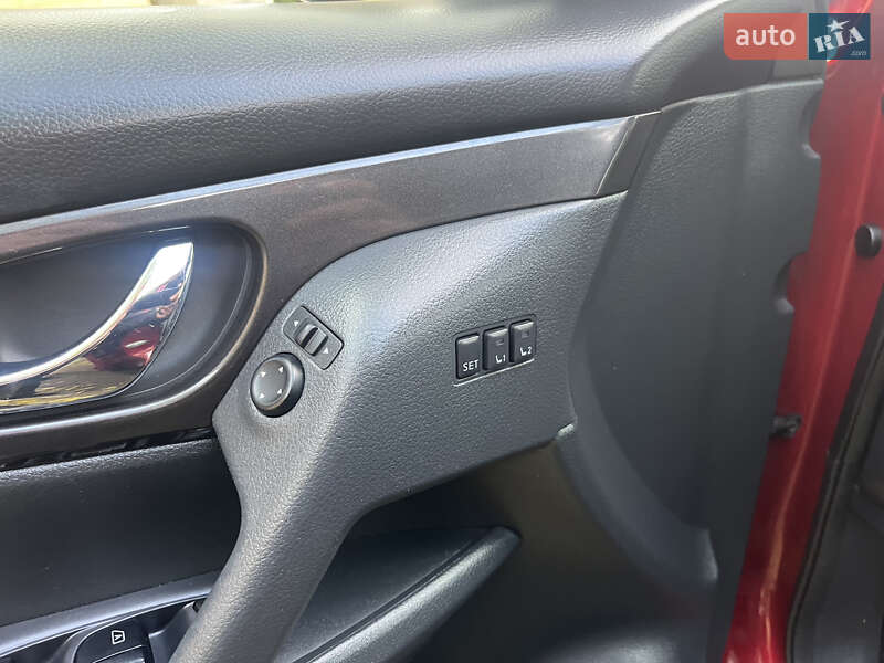 Внедорожник / Кроссовер Nissan Rogue 2018 в Киеве фото 29 Внедорожник / Кроссовер Nissan Rogue 2018 в Киеве